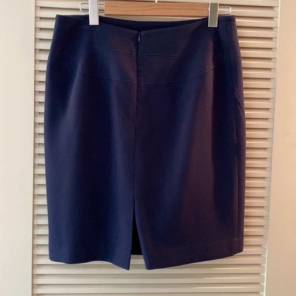 New Louben ll Navy Suit - Picture 6 of 8